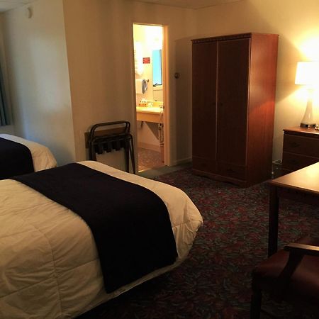 Cedar Motor Inn Маркет Номер фото
