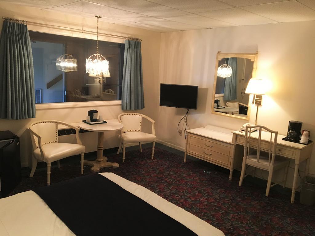 Cedar Motor Inn Маркет Екстер'єр фото