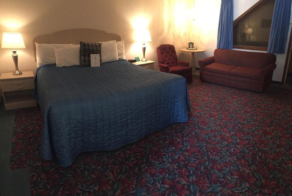 Cedar Motor Inn Маркет Екстер'єр фото