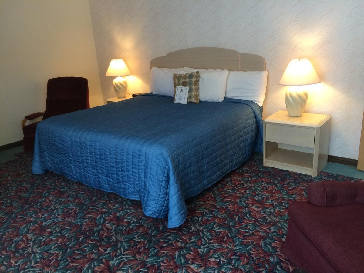 Cedar Motor Inn Маркет Екстер'єр фото