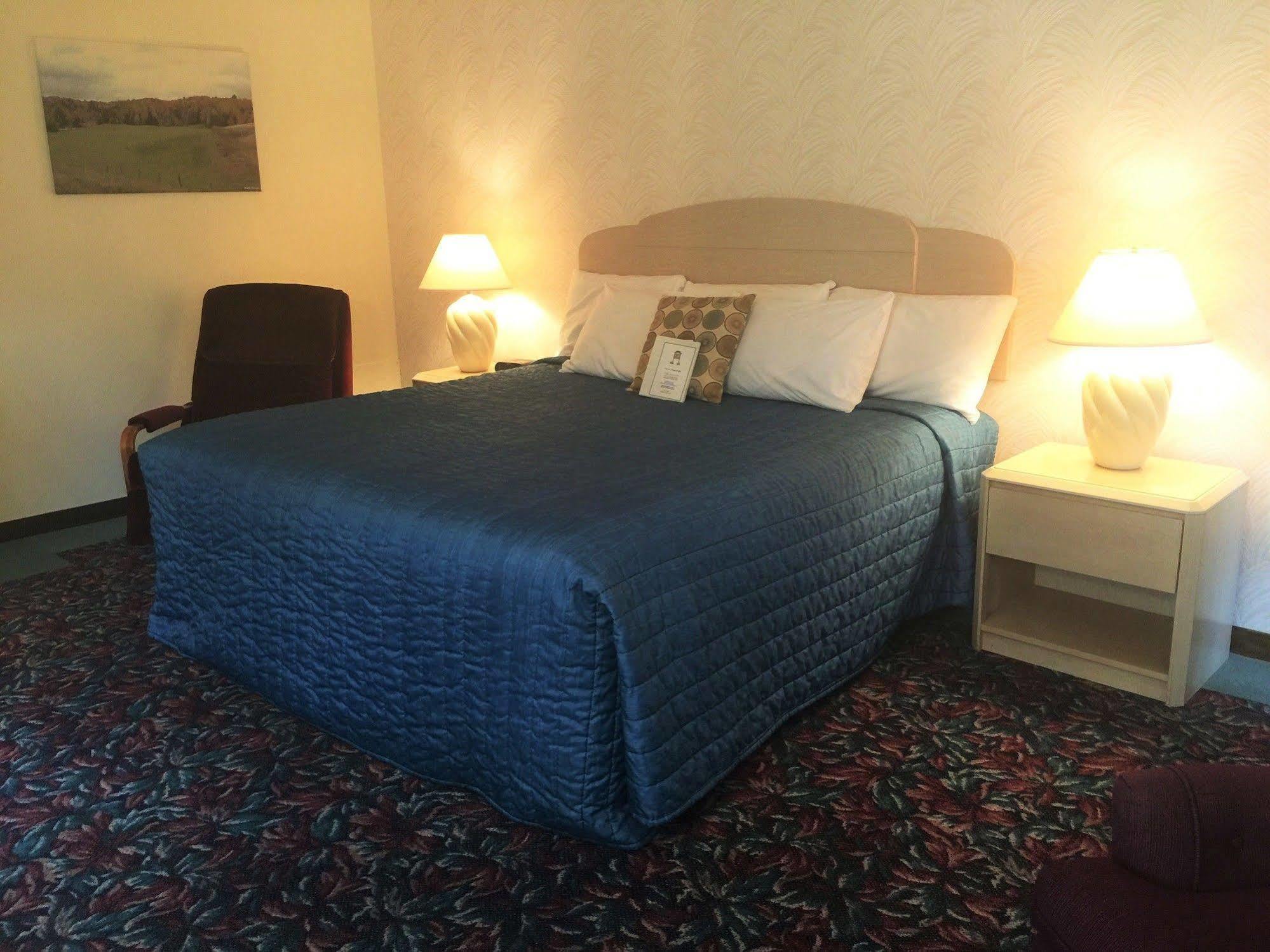 Cedar Motor Inn Маркет Екстер'єр фото
