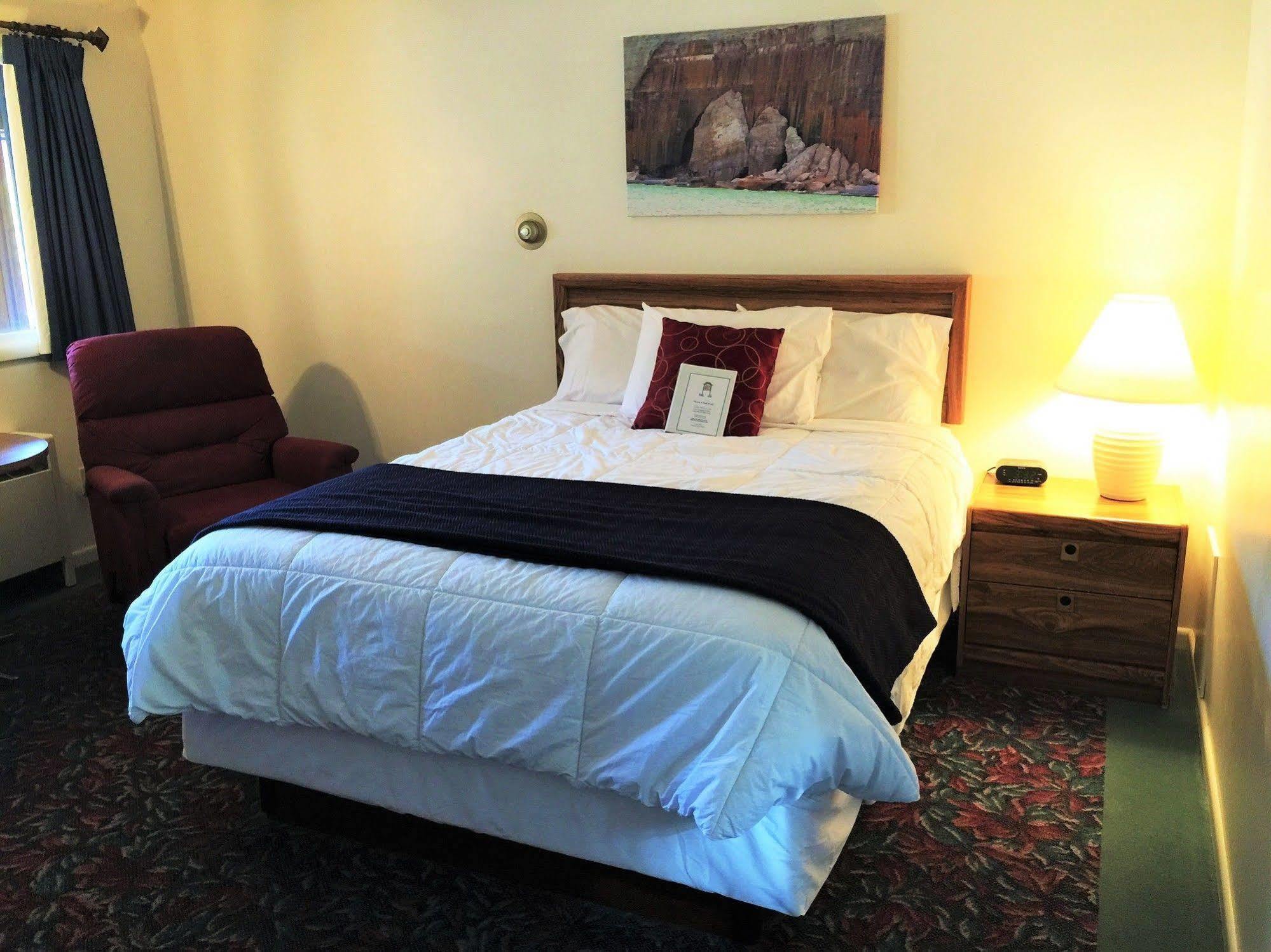 Cedar Motor Inn Маркет Екстер'єр фото